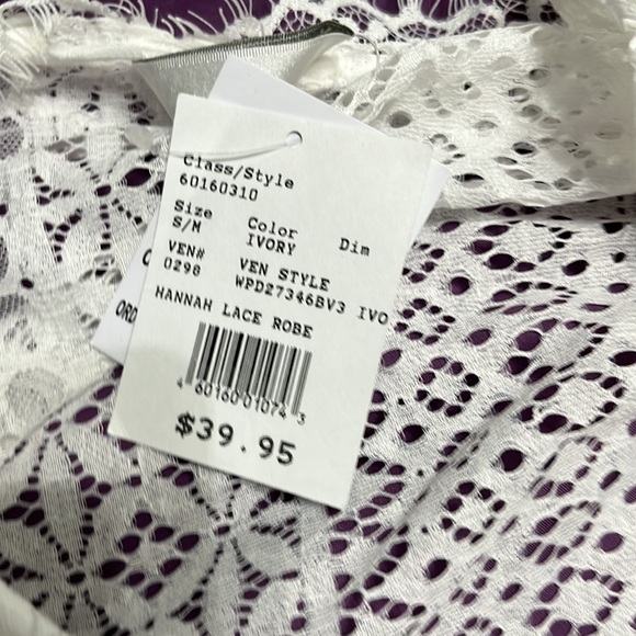 Wedding robe new David’s bridal - Picture 2 of 2